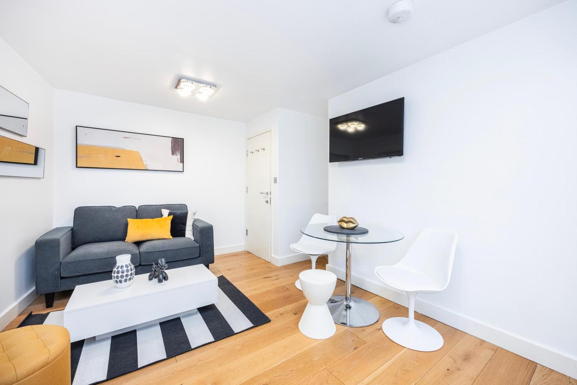 Stunning 2bed In Soho,steps From Piccadilly Circus * Londres